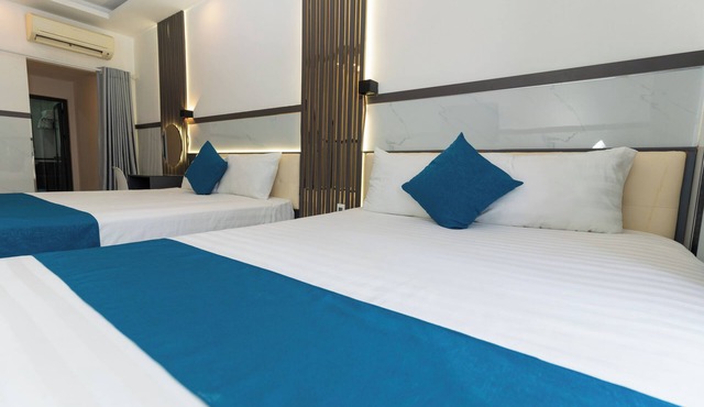 Prince Hotel