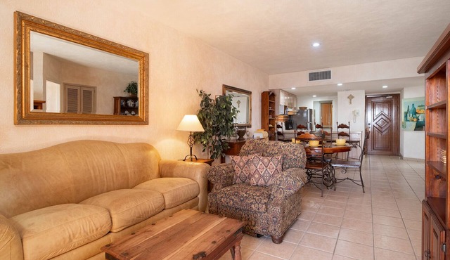 Princesa Resort E-409 Rest Ashored Bright Spacious Facing Sandy Beach Condo in Puerto Peñasco