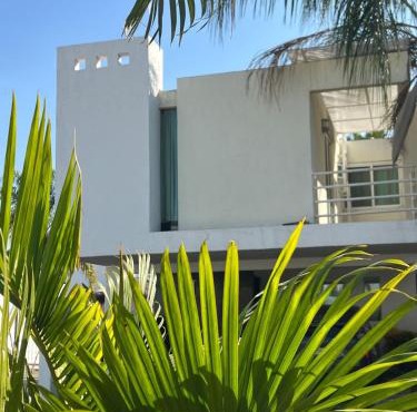 Private House in Secure Complex with Pool & Lush Garden in Cuautla