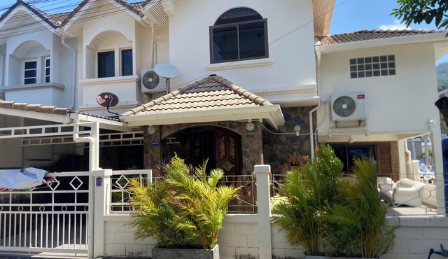 Private Villa 5 min from Patong Beach,Center Patong,Jungceylon. Bangla Road Gate in Pa Tong