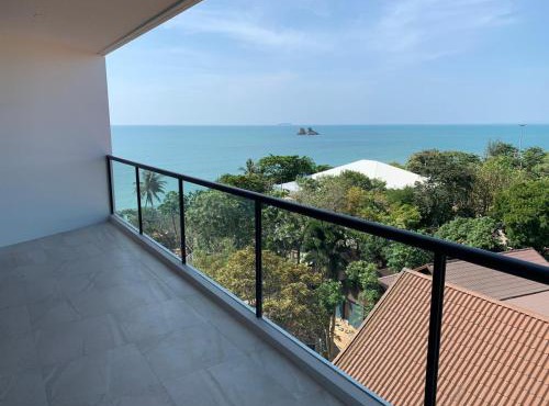 Rayong Beachfront Escape Laem Mae Phim -Absolute Waterfront Suites
