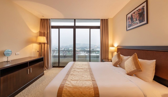 Red River View Hotel