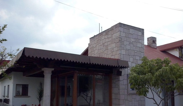 Rest house, vacation, business, luxury finishes, wood, security, peace in Morelia