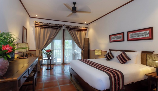 Riverside Boutique Resort, Vang Vieng