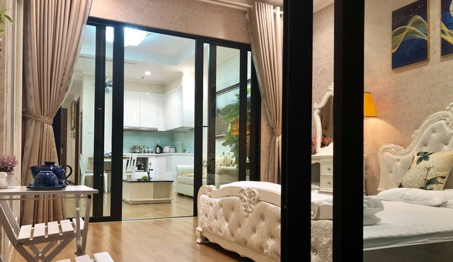 Royal City Luxury Apartment For Rent In Hanoi R6A3006 - Happy House