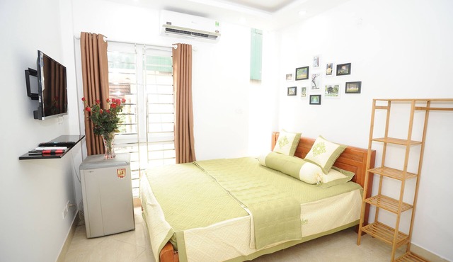 Ruby Lakeview Homestay