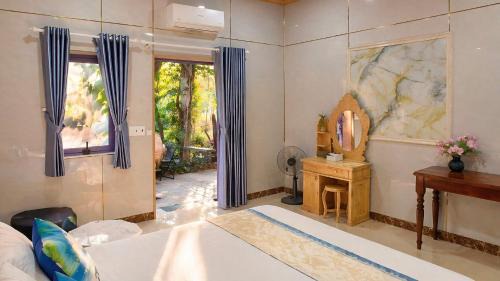 Sala Ho Tram Homestay & Villa