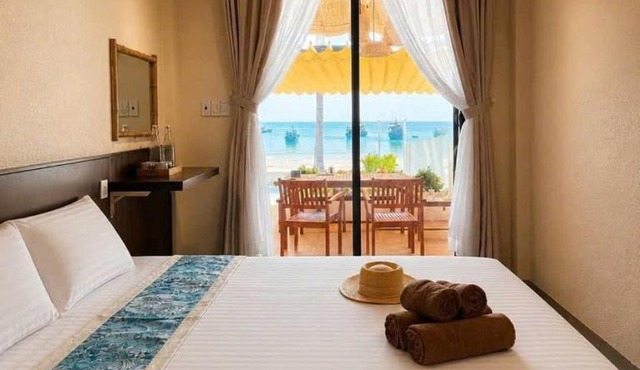 Sandy Doc Let Retreat in Nha Trang