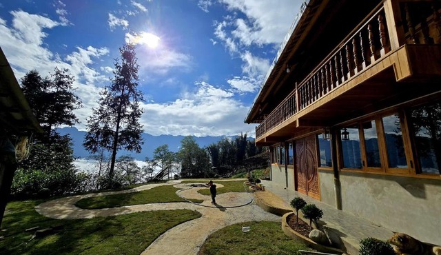 Sapa Hmong Culture Homestay and Trekking tour