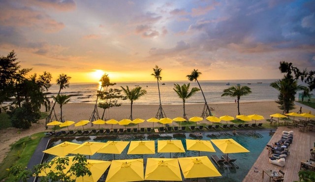 Seaview Grand Pool Access (PS6)