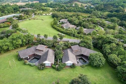 Serena Resort Kim Bôi - Nguyễn Tâm