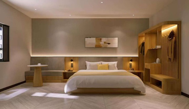 Seven Days Hotel
