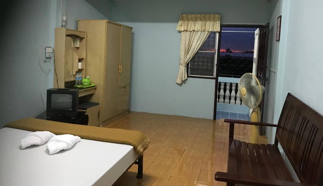 SJ Apartment Ayutthaya in Uthai