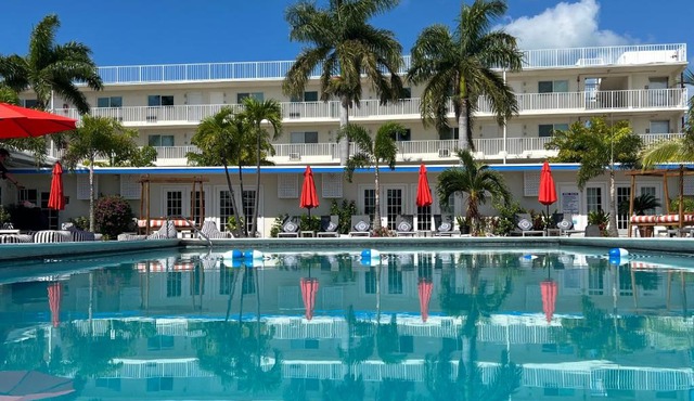 Skipjack Resort & Marina in Marathon