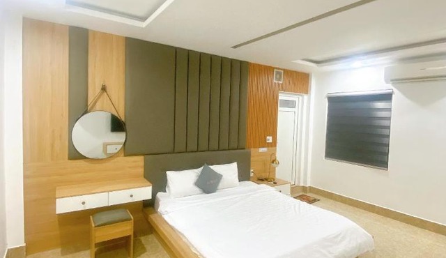 Son Ca Motel