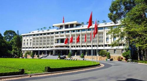 Son Tung Hotel - De Tham Street