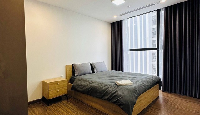 Spacious 4-bedroom apartment in vinhomes skylake enchanting Hà Nội with AC,