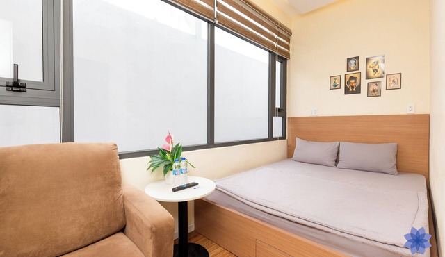 Studio in Modern building with AC; Kitchen; 1.3km from TSN airport