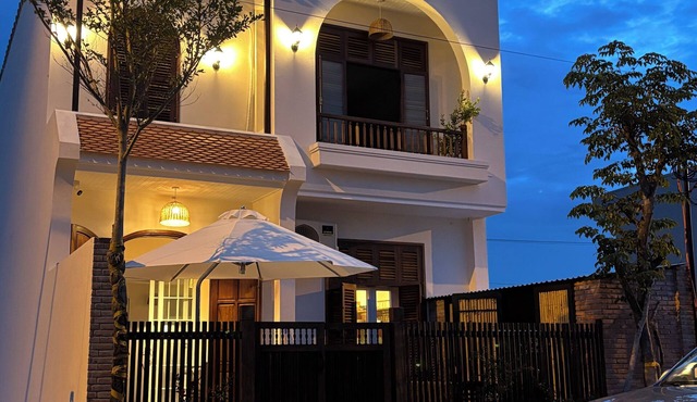 Stunning Private 3br villa-pool-beach walking