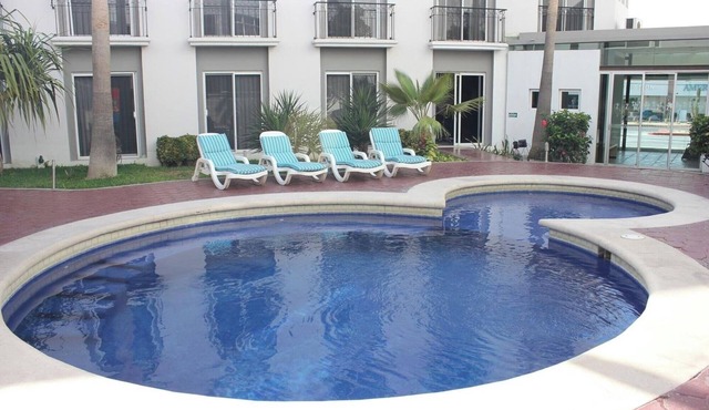 Stylish & Spacious Suite Near Cabo San Lucas Local Hotspots in Cabo San Lucas
