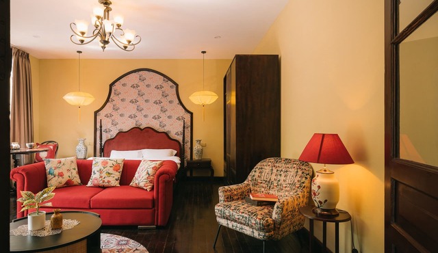 summer palace, 170m2,3 bedrooms, city center!