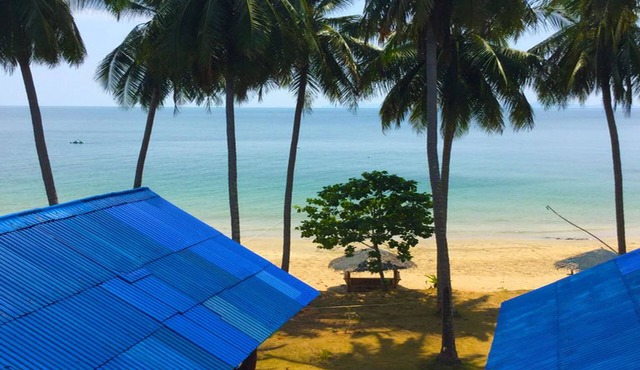Sun Smile Beach Koh Jum
