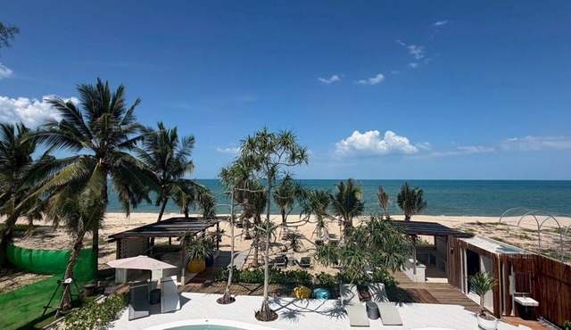 SUNRIO BEACH HOTEL SICHON in Sichon