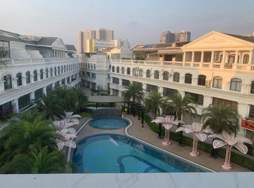 Sunrise Apartments