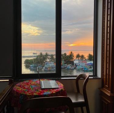 Tôm Tít Homestay
