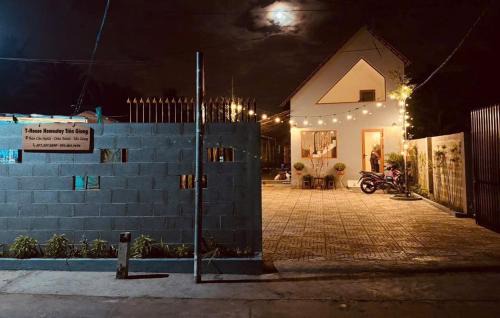 T-House Homestay Tiền Giang