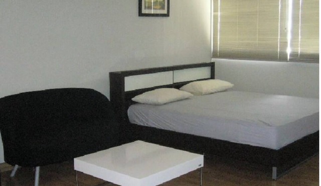 T8 Guest House Don Mueang Challenger, Located in Bangkok in Chang Wat Nonthaburi