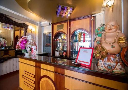 Tan Hoang Long Hotel