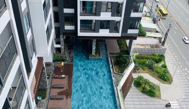Tayastay - High Floor 2BR Apt with Pool View - Near VSIP & Mall