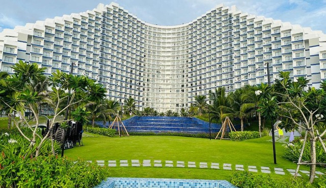 The Cam Ranh Oceanview Resort