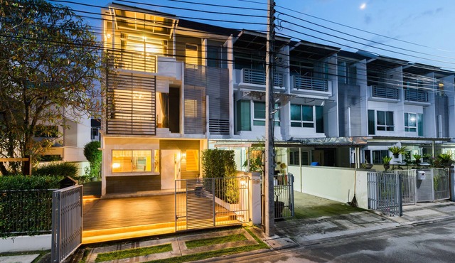 The Gallery House near BKK Airport & Air in Bangkapi