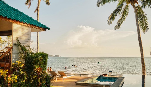 The Joy Beach Villas in Hinkong