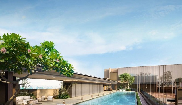 The Rixx Lavish Apartment in central D1 with infinity pool, sauna, jacuzzi, gym.