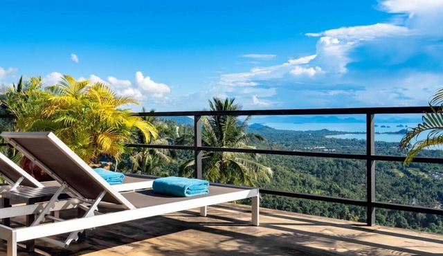The Sunhouse at Paradise Village in Ang Thong
