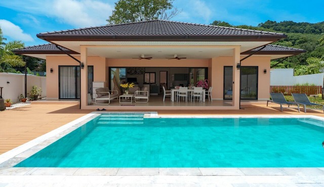 Tilawan Villa - Cozy 3 Bedrooms Pool Villa in Chalong in Chang Wat Phuket