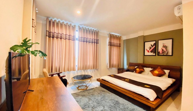 Trieu Nguyen Hotel