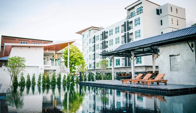 Triple Z Hotel