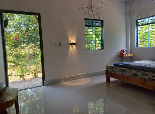 Tropical Lodge Lucky Home