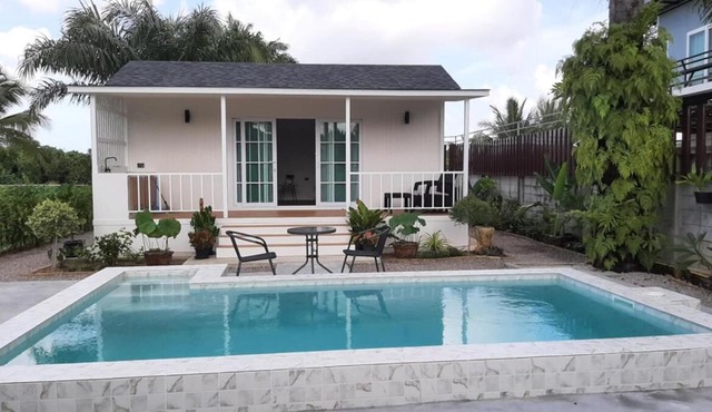 Tropical Pool Villa Easy Walk to Night Market