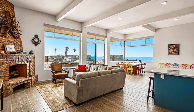 Tropical retreat with ocean views - steps from the sand with alfresco dining in Rosarito