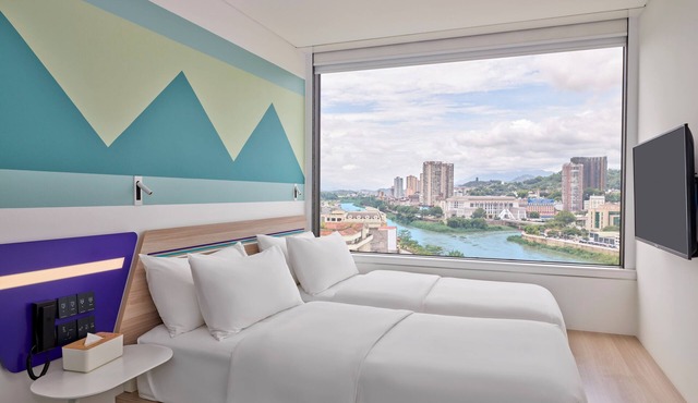 Tru by Hilton Lao Cai City Riverside