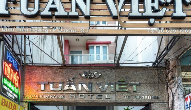 Tuan Viet Hotel