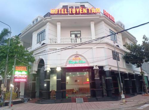 Tuyen Tam Hotel