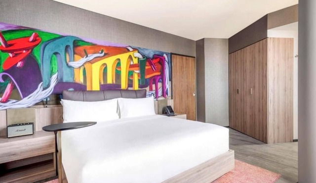 Urban Escape | Pets Allowed | Airport Shuttle | Close to Parque México in Ciudad de México