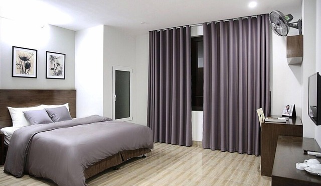 V House 6 Serviced Apartment