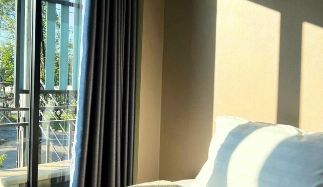V Tharm Hotel